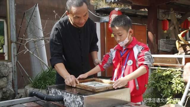 「曼洞非遗研学」身临非遗，手牵曼洞非遗课堂