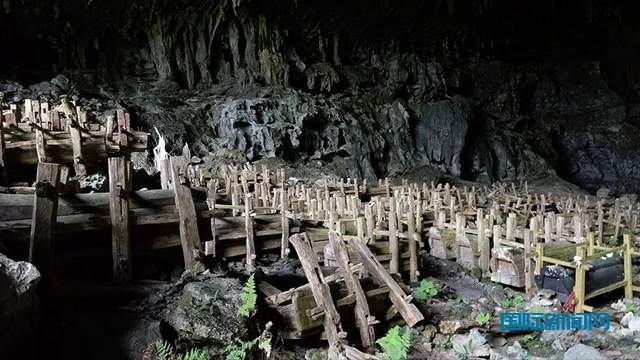 “笙歌飞苗寨，欢庆四月八”——苗族青年交友联谊活动在花溪举行